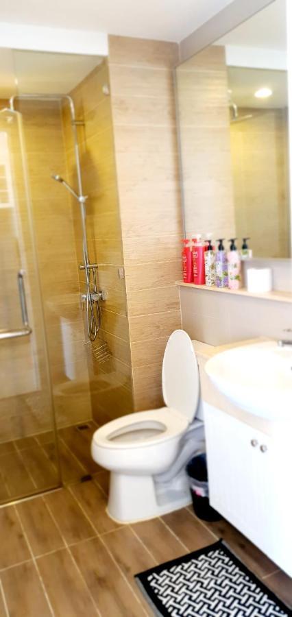 Cozy Near Beach 200M With Toproof Pool At Patio Bangsaen Ngoại thất bức ảnh